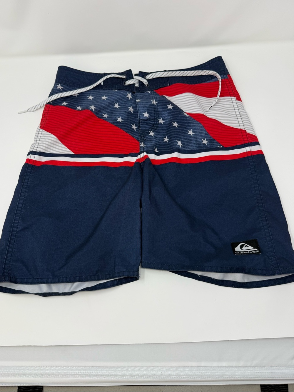 Quiksilver Men's Navy and Red American Flag Boardshorts